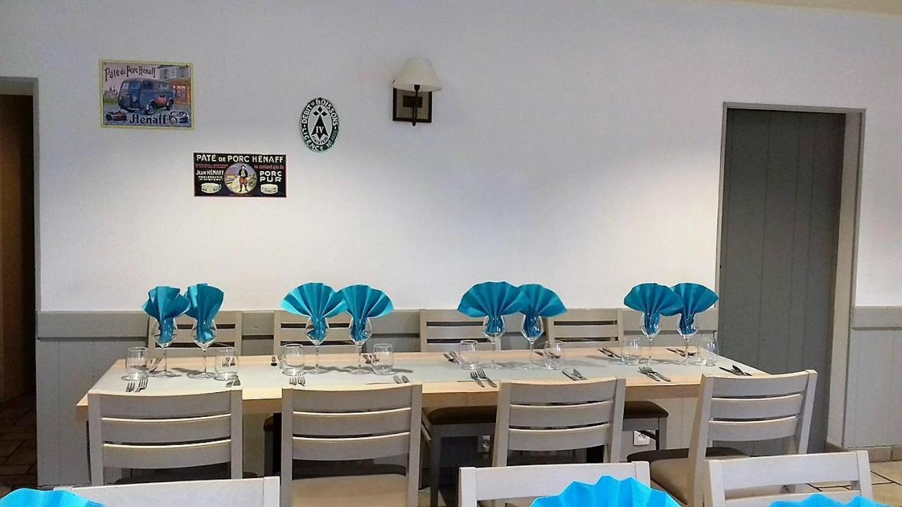 Hotel Restaurant Le Capricorne Pouldreuzic Exterior photo